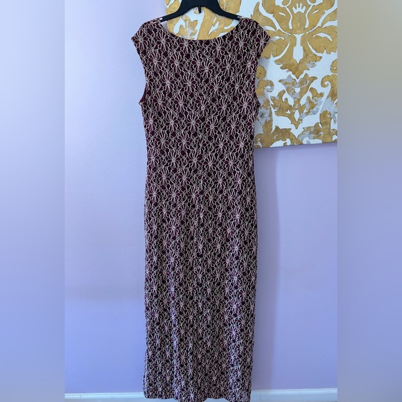 Connected Apparel Size 16 Maroon Floral Lace Sequin Cowl Neck Maxi Dress - Picture 2 of 7